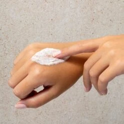 Face CareExfoliërende Reinigingscreme -Stralend Schoon 5D2qC2433149 1 dgl NL