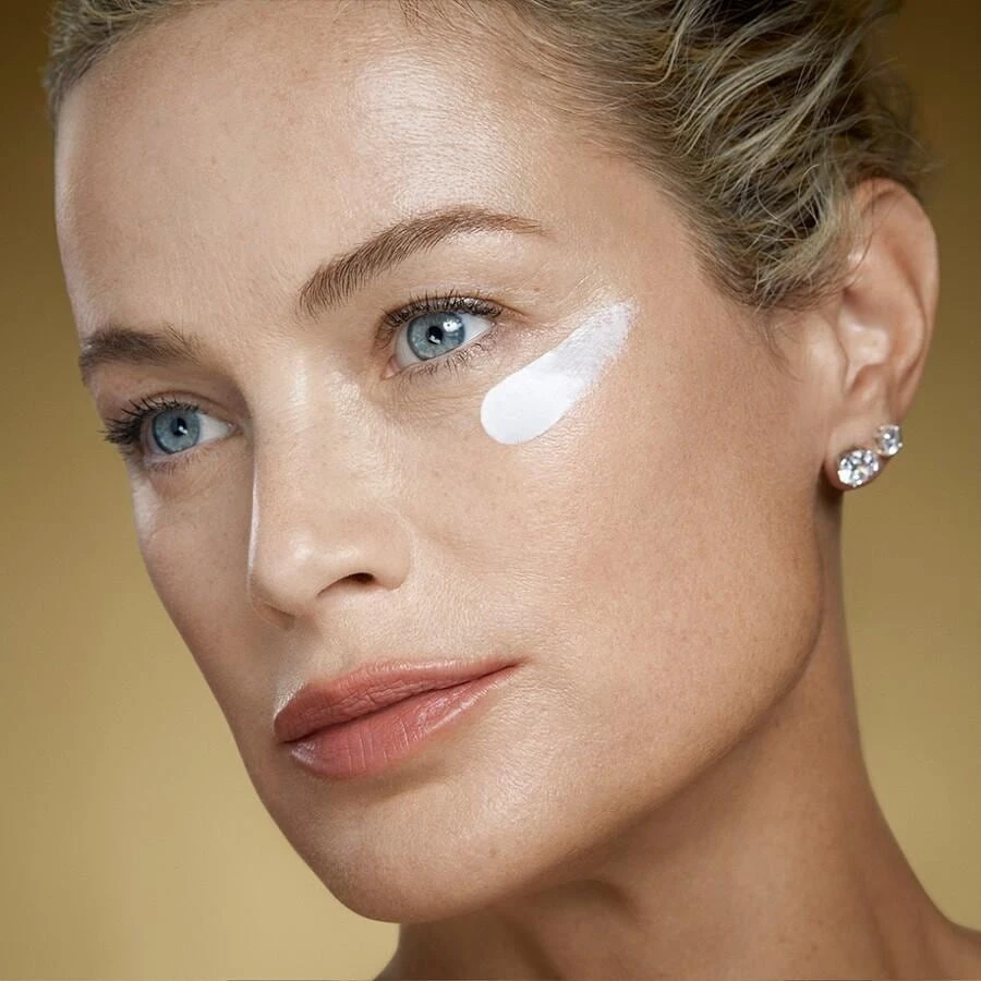 Estee Lauder Re-NutrivUltimate Lift Regenerating Youth Rich Eye Crème 6 Estee Lauder Re-NutrivUltimate Lift Regenerating Youth Rich Eye Crème - Afbeelding 4