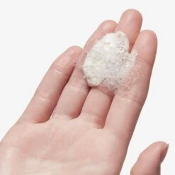 Kiehl's Ultra FacialUltra Facial Oil-Free Cleanser -Stralend Schoon QqrRCM632100 3 dgl NL